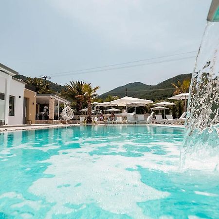 Pachis Escape Suites Exteriér fotografie