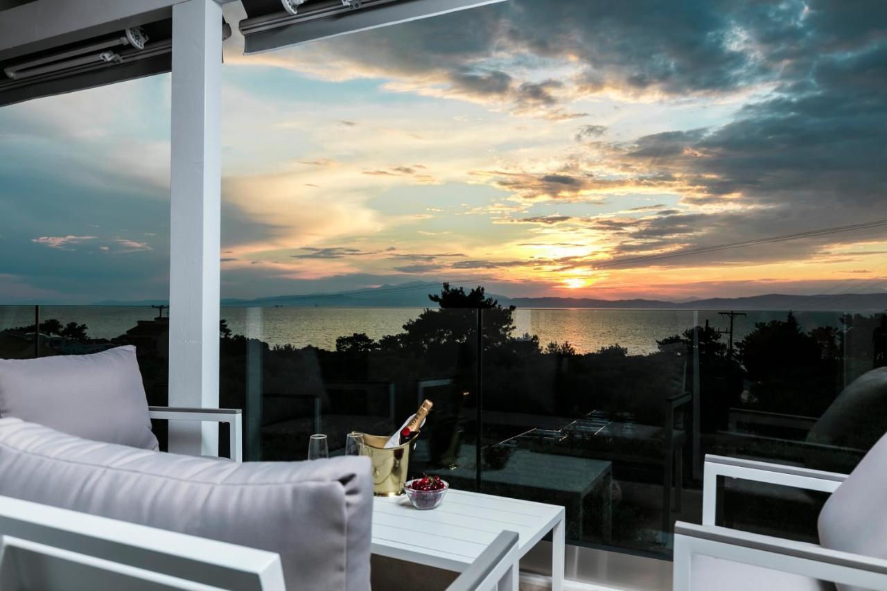Pachis Escape Suites Exteriér fotografie