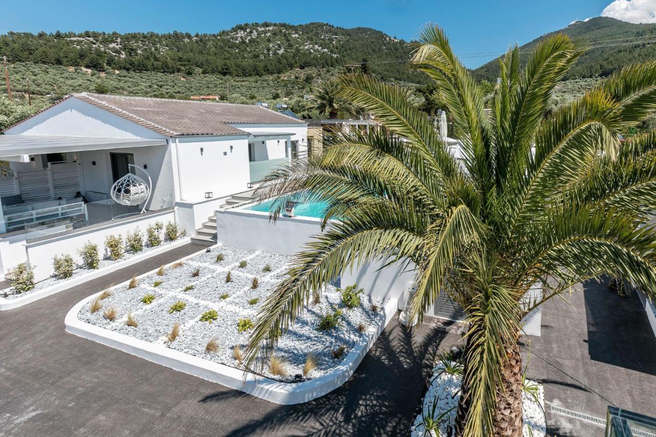 Pachis Escape Suites Exteriér fotografie