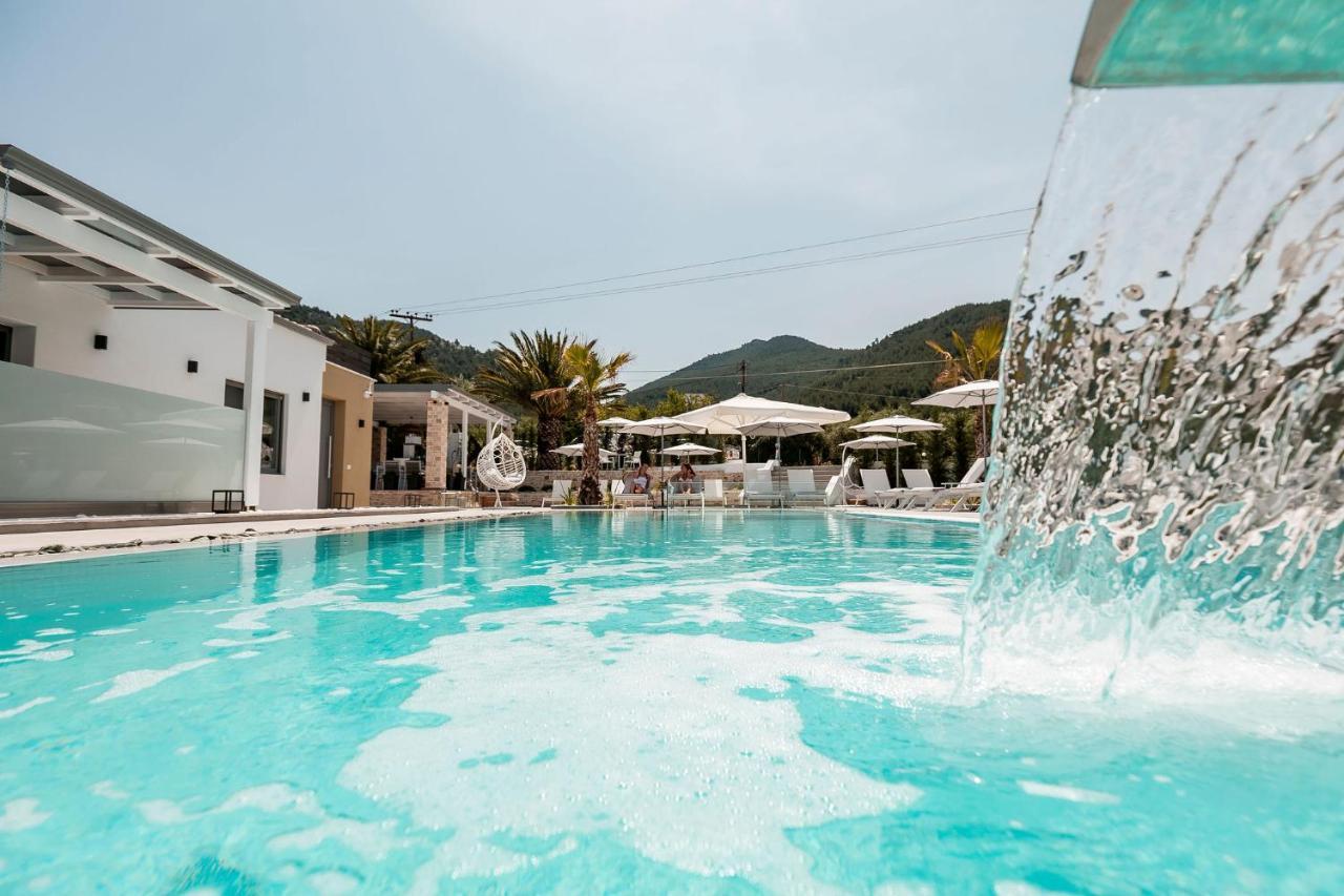Pachis Escape Suites Exteriér fotografie
